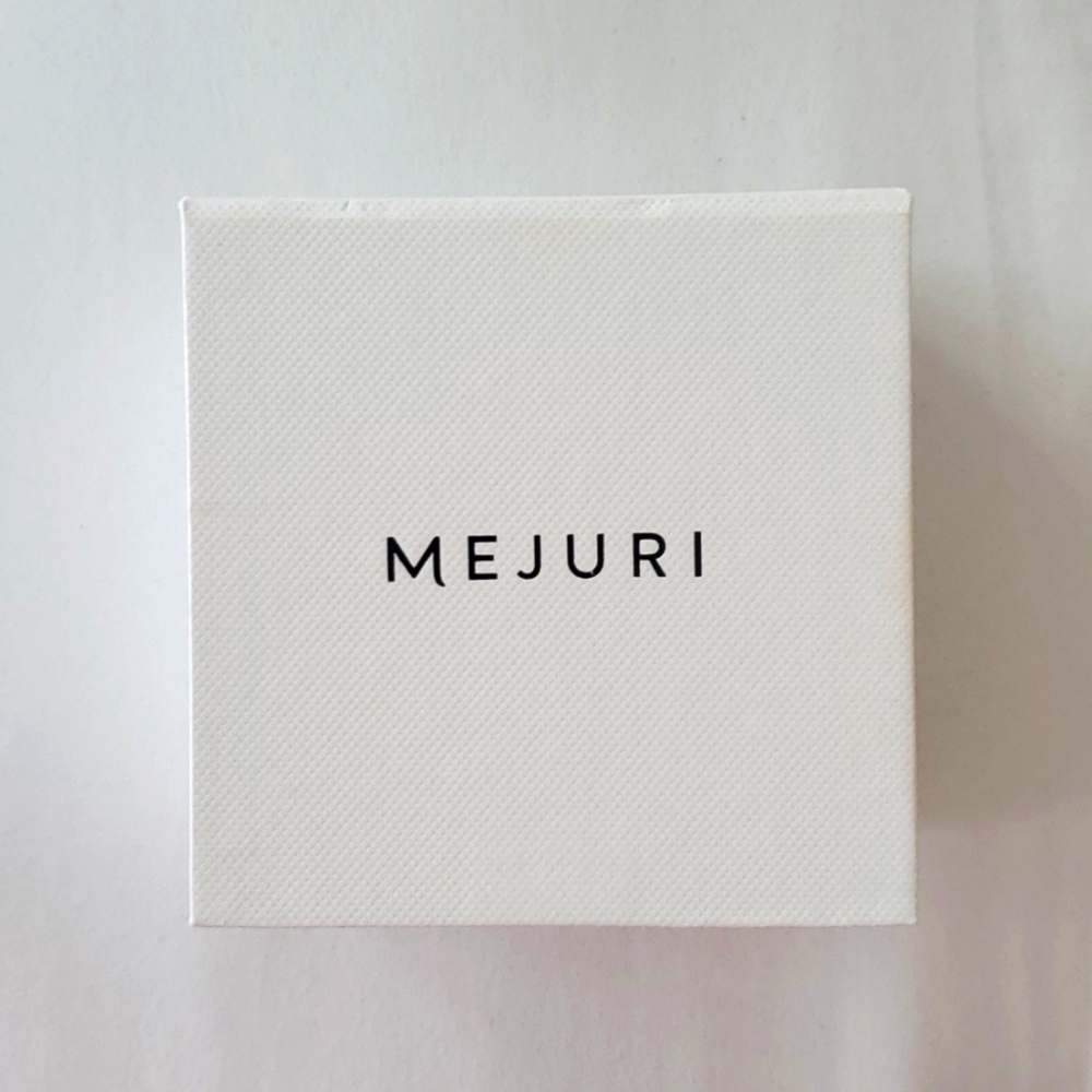 Mejuri Gift Box and Dust Bag